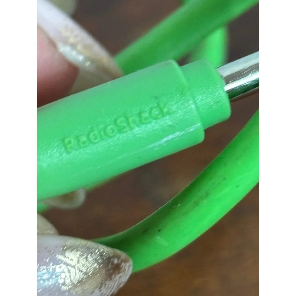 RadioShack auxiliary audio